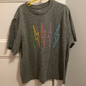 youth large, gray, cropped short sleeve graphic tee